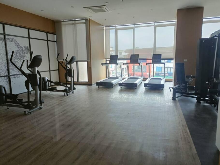 Sky Trees 4 Guests High Floor Smart Tv Garden View A1801 Leilighet Johor Bahru Eksteriør bilde