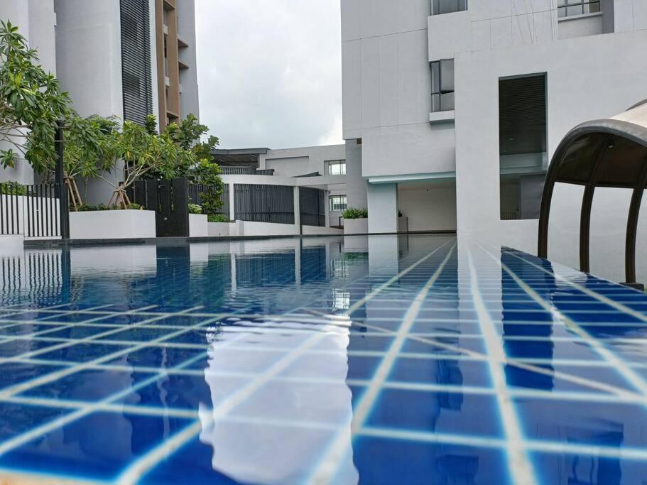 Sky Trees 4 Guests High Floor Smart Tv Garden View A1801 Leilighet Johor Bahru Eksteriør bilde