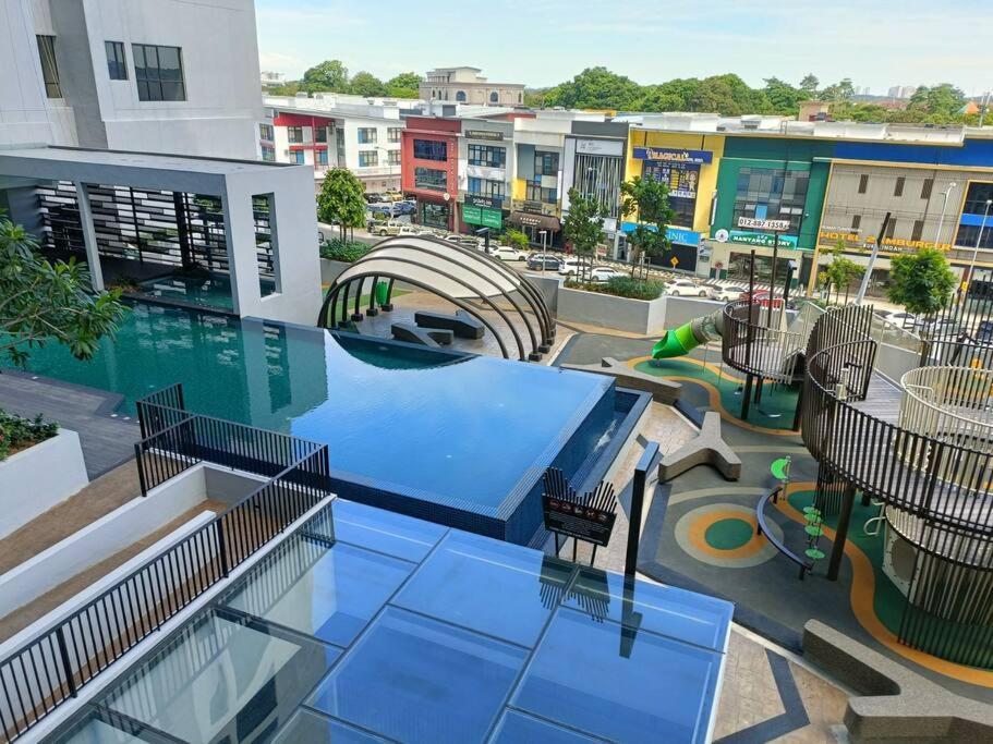 Sky Trees 4 Guests High Floor Smart Tv Garden View A1801 Leilighet Johor Bahru Eksteriør bilde