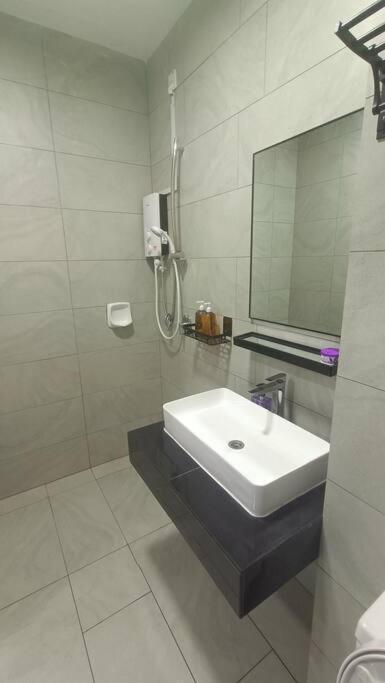 Sky Trees 4 Guests High Floor Smart Tv Garden View A1801 Leilighet Johor Bahru Eksteriør bilde